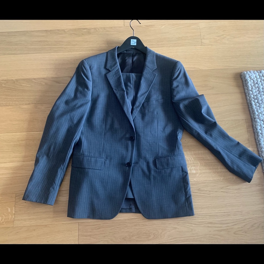 Theory Gray Pinstripe Suit - 40S